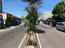 rumah toko semolowaru jalan double way ramai