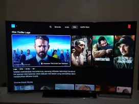 Smart TV 65 in Samsung Layar Melengkung.