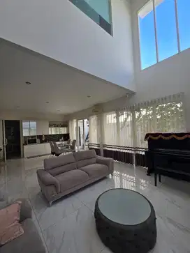rumah luas cantik termurah di citraland depan