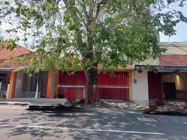 Ruko jl Letkol Sumarjo Mojokerto