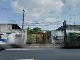 Garasi 0 Jalan Raya di Mojokerto