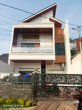 Rumah murah di depok , Row 8 meter