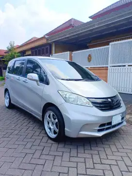 Honda Freed E AT PSD Low KM Istimewa