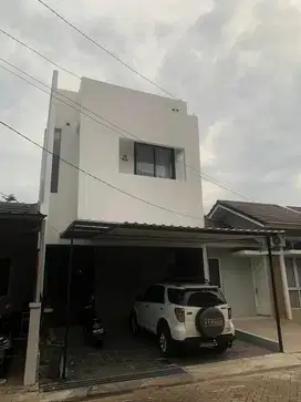 Disewakan Rumah 3 lantai semi-furnished Citra Garden BMW, Westwood