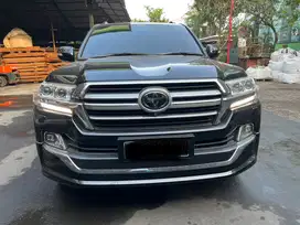 Toyota Land Cruiser VXR 200 A/T ATPM