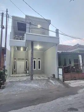 Rumah bangunan baru mewah 2 lantai kawasan puri citraland