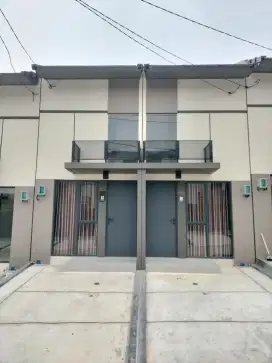 Rumah mungil 2 lantai