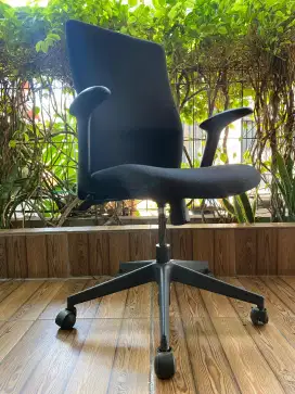 Kursi Kantor VIVERE OPTIMUS (SETARA INFORMA) Ex Kantor (NEGO)