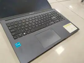 Dijual laptop Asus Vivobook Intel i3 gen 12 ram 8GB SSD 256GBNVME WIN