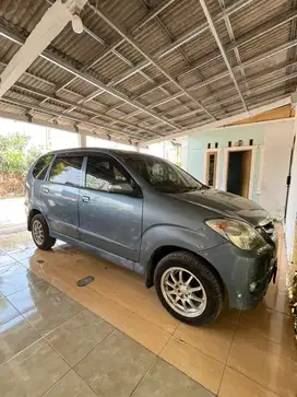 MOBIL XENIA XI DELUXE 2011 TERAWAT