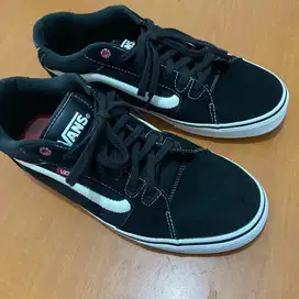 Jarang ada Sepatu Vans old skool faulkner sneaker original Size 43