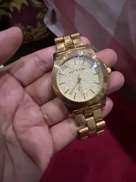 Jual jam tangan wanita keren