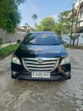 Toyota kijang Innova E at th 2014 istimewa gress