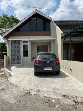RUMAH IMUT SCANDINAVIAN KONSEP MEZANIN 2 LANTAI MURAH DI WEDOMARTANI