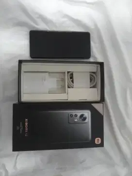 Mi 12 5G 8/256 Fullset mulus