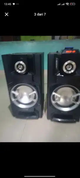 Di jual speaker aktif Polytron