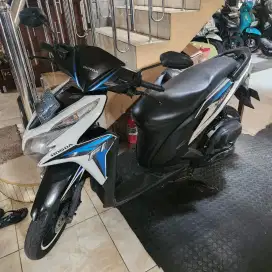 Vario 125 injeksi old 2012 putih gbm