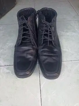 Jual sepatu kerja kulit Gino Mariani