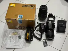 Nikon D5200 Like new