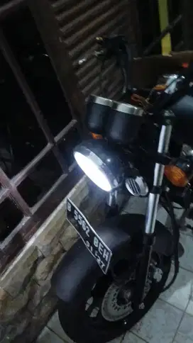 Bineli 200 CC injeksi 2021 plat b Jakarta pjk klwat bulan lngkp