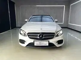 Mercedes Benz E300 AMG Line White Metallic 2017