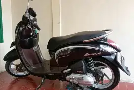 Honda Scoopy 2016 Fi Remote Hitam Coklat Ori lengkap siap pakai