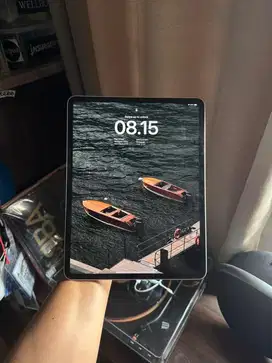 ipad pro 12.9 gen 6 M2 128gb wifi only ibox