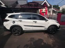 Rush TRD Sportivo 2019 Putih