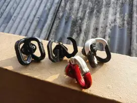 Gantungan Barang Universal