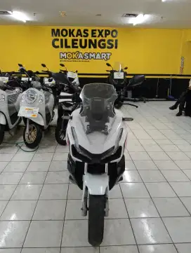 Dijual motor Honda adv 150 cbs 2020