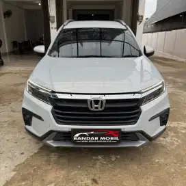 BRV E CVT matic 1.5 AT 2023 putih istimewa dp 25 jt