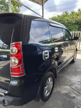 Di jual Avanza BRG istimewa