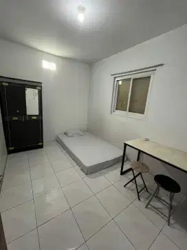 Kost Jelambar Grogol, Kos Pria Wanita Campur, Nyaman Bersih Strategis