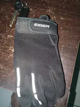 Sarung tangan eiger