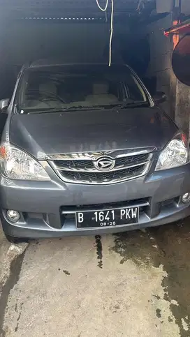 Jual xenia Li 2011