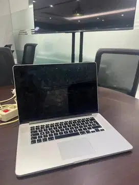 Laptop Macbook Pro 2013 8/256 GB