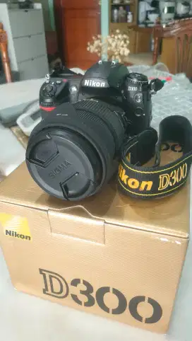 Nikon d300 like new + lensa sigma