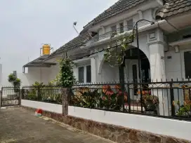DIJUAL RUMAH, JLN.PAHLAWAN 400E, 3 KT, 2 KM, DEKAT EXIT TOL KARANGLO