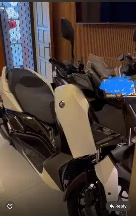 DIJUAL! XMAX 2023 GRESS LOW KM MODIF FULL CARBON