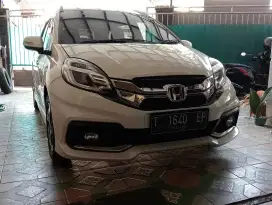 Honda Mobilio RS manual