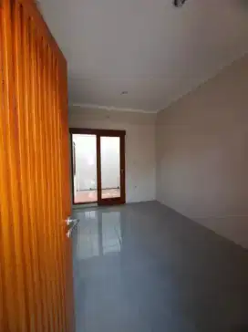 DI JUAL RUMAH SIAP HUNI DLM KOMPLEK KOTA BALI ,KBB