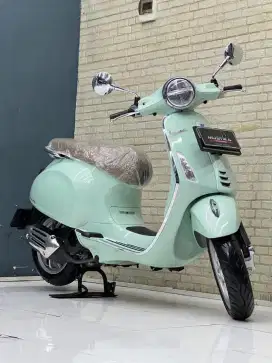 ODO 300 PERAK‼️ Vespa Primavera 150 ABS Pmk 2023 Green Relax - Mustika