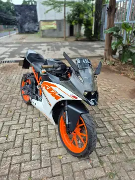 KTM rc200 tahun 2017 surat lengkap mesin bagus