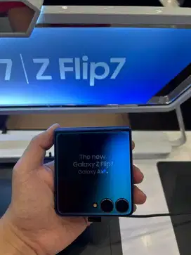Credit SAMSUNG Z FLIP 7 Bunga 0 Dp Mulai 0 Dan Free cicilan Sd 2 bulan