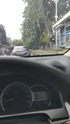 Jasa driver dalam dan luar kota