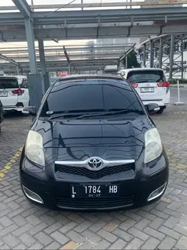 Toyota Yaris E AT 2010