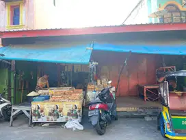 Dijual Rumah 2 Lantai di dalam Pasar.