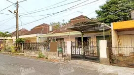 RUMAH JALAN BURU,PULAU -PULAU,SHM,TERAWAT,DEKAT SMAN 5, RSI AISYIYAH