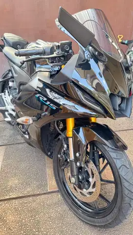 YAMAHA R15 KM.3489 Mulus seperti baru