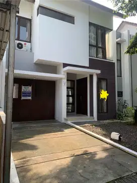 WTS / Dijual Cepat Rumah Siap Huni di The Icon Cluster Eternity, BSD